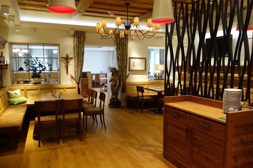 אנגלהרטצל Hotel Goldenes Schiff מראה חיצוני תמונה